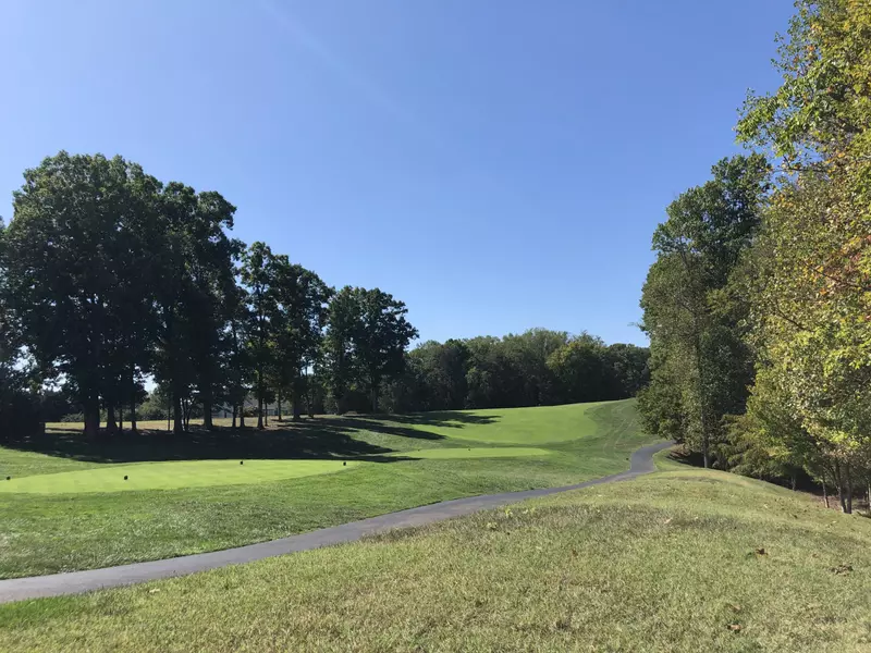 Lot 105 Sand Wedge CIR, Penhook, VA 24137