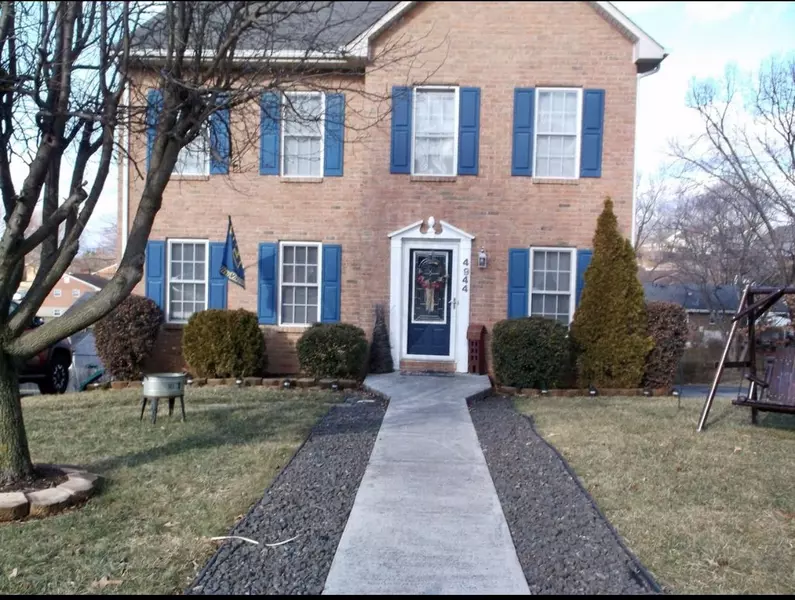 4944 Pine Glen RD, Roanoke, VA 24019