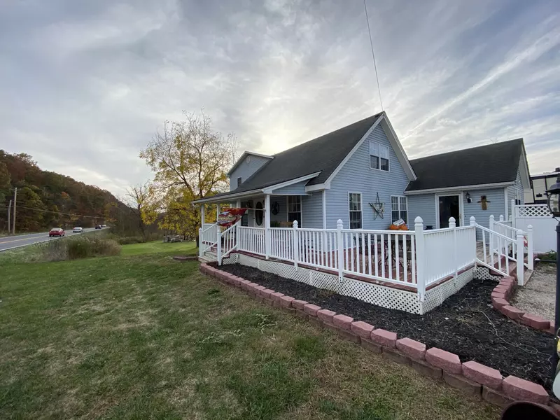 2211 Riner RD, Christiansburg, VA 24073