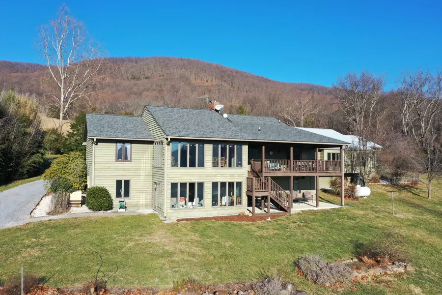 9137 Goose Creek Valley RD, Montvale, VA 24122