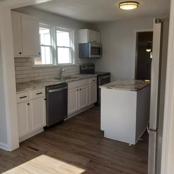 Rocky Mount, VA 24151,10 Allman RD