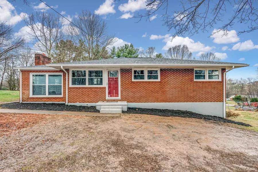 1125 Scuffling Hill RD, Rocky Mount, VA 24151