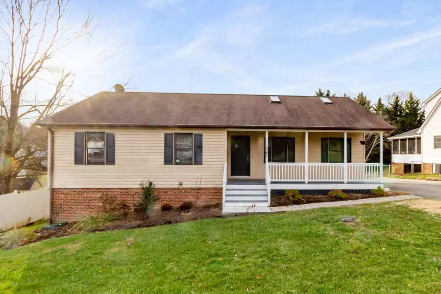 1347 Sandy CIR, Blacksburg, VA 24060