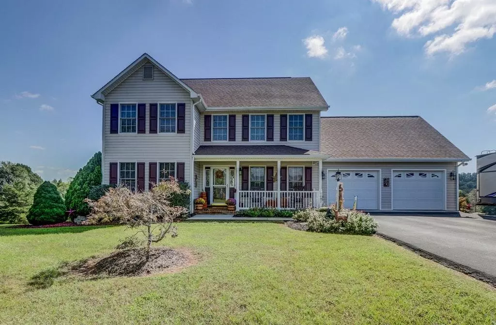 Bedford, VA 24523,1087 Lake Front CT