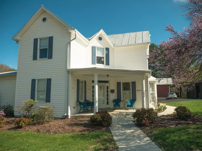 519 E Main ST, Floyd, VA 24091