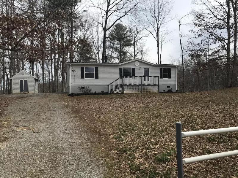 1064 Old Plantation RD, Goodview, VA 24095