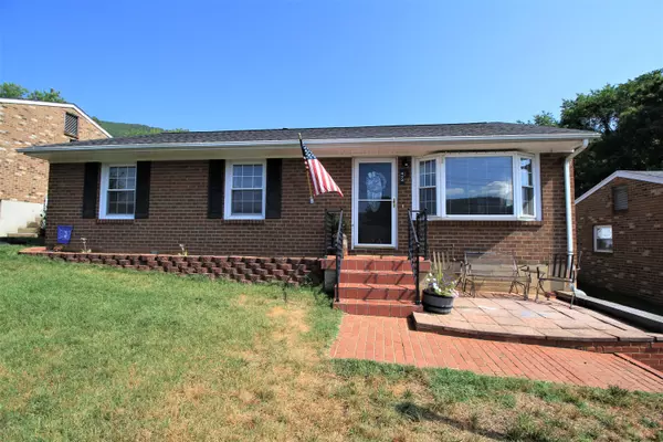 Buchanan, VA 24066,472 2nd ST