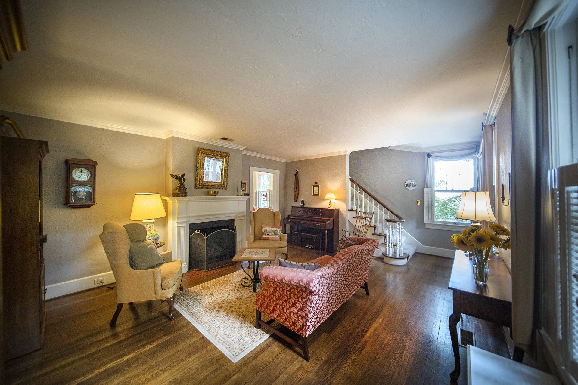 Roanoke, VA 24014,855 Woods End LN