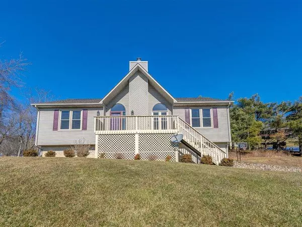 9580 Airpoint RD, Bent Mountain, VA 24059