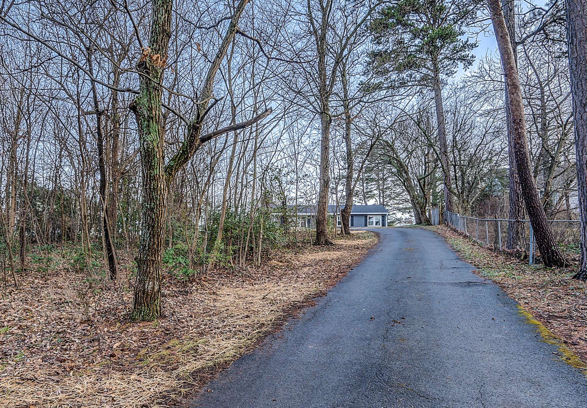 Roanoke, VA 24018,3820 Keagy RD