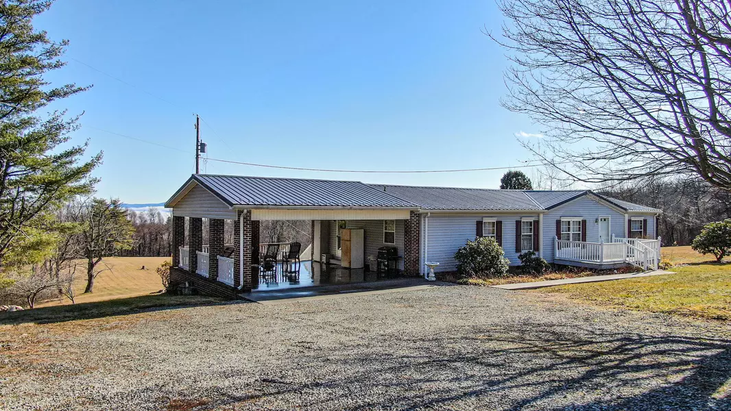 16172 Woolwine Hwy, Floyd, VA 24091