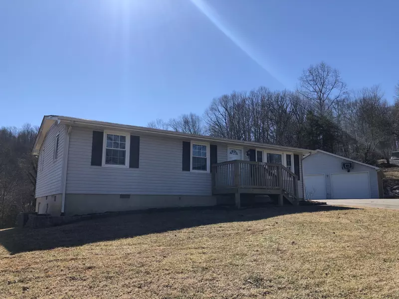 11880 Dickerson Mill RD, Moneta, VA 24121