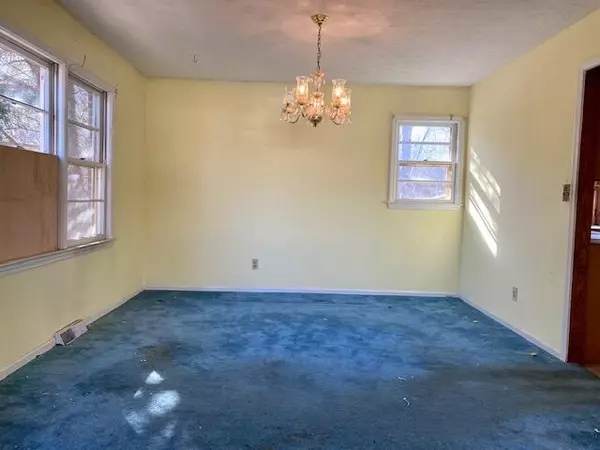 Danville, VA 24541,340 Barrett ST