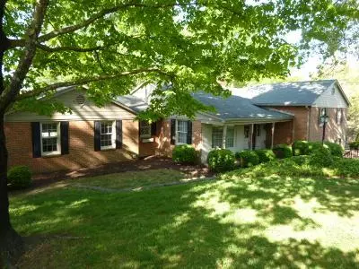 Salem, VA 24153,908 Kenbridge PL