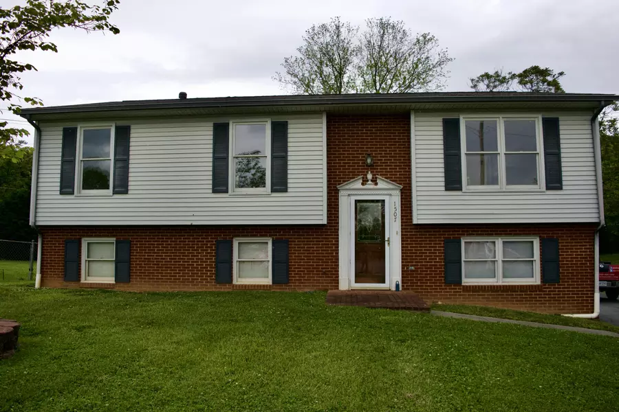 1507 Poplar AVE, Salem, VA 24153