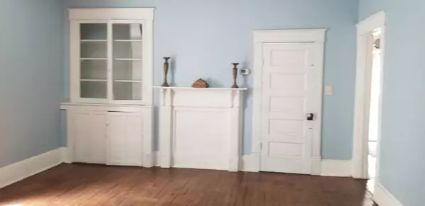 Roanoke, VA 24013,1125 Dale AVE