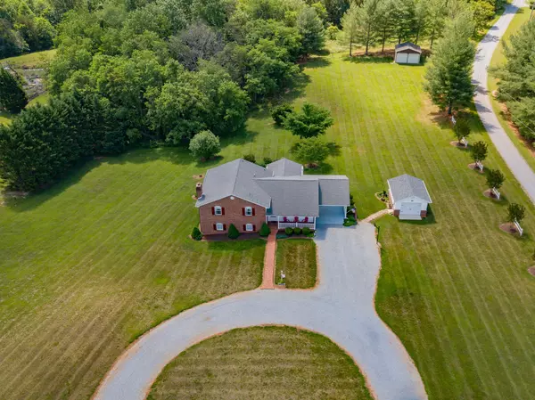 Bedford, VA 24523,4626 Jopling RD