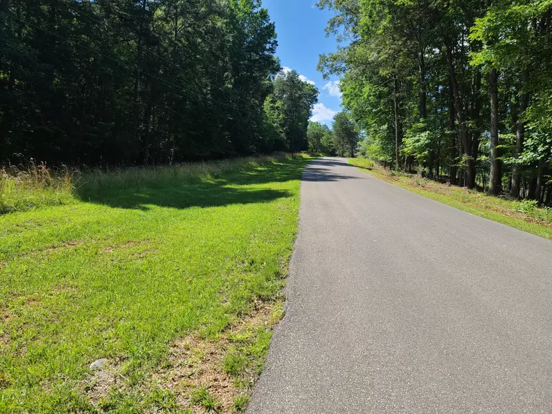 Lot 88 South Hickory Hill DR, Moneta, VA 24121