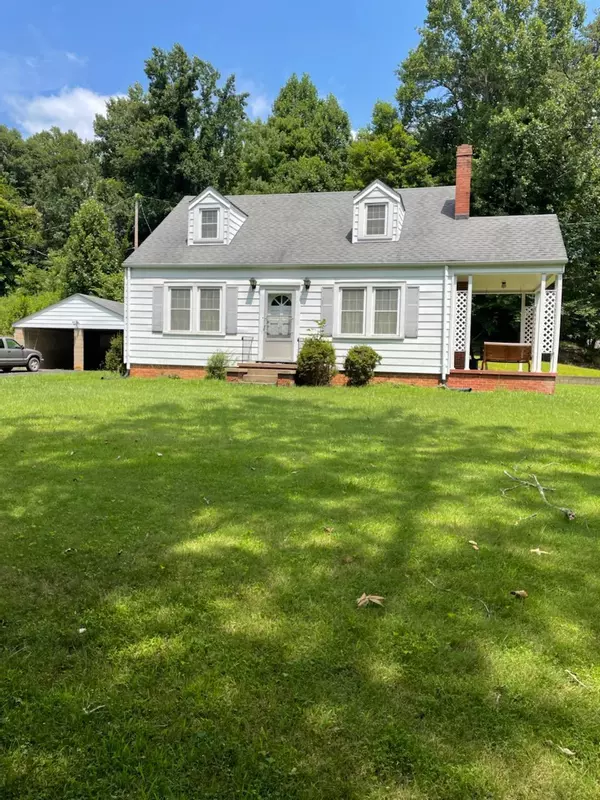 Bassett, VA 24055,49 Franklin Heights RD