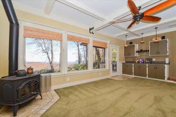 Copper Hill, VA 24079,333 Hemlock Ridge DR