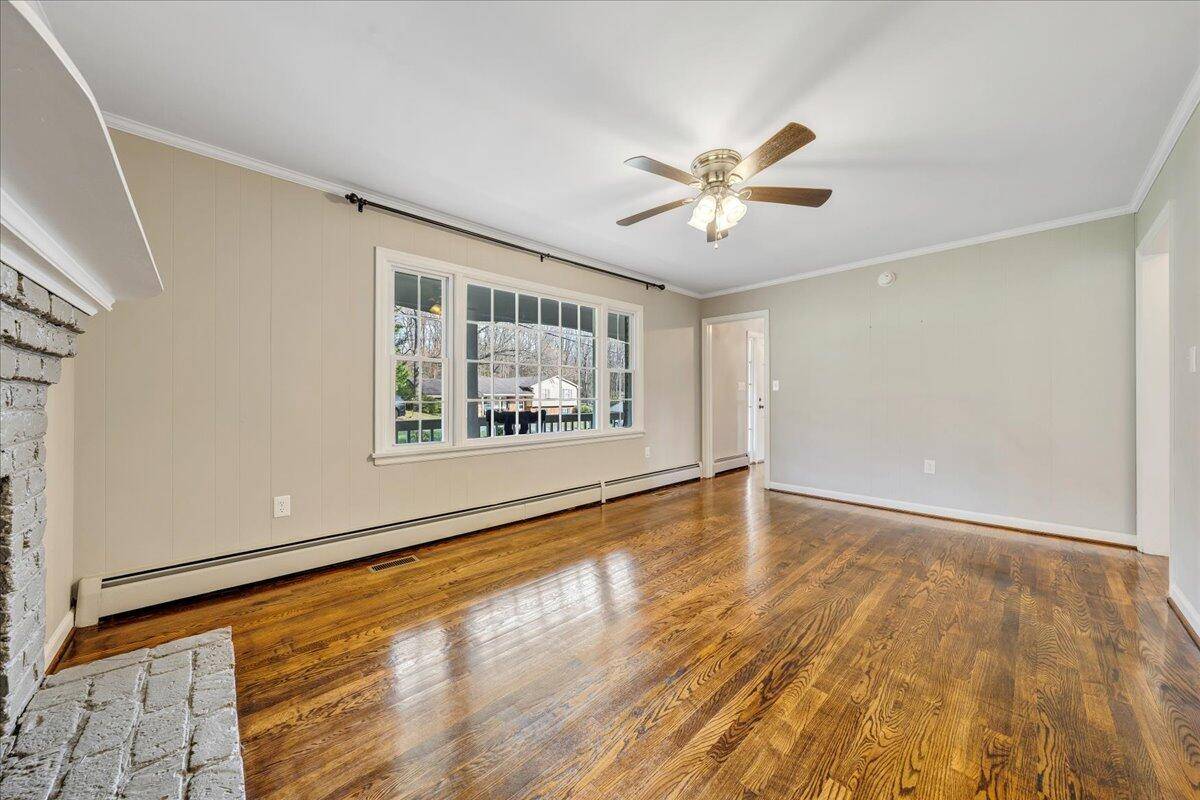 Roanoke, VA 24018,3440 Kenwick TRL