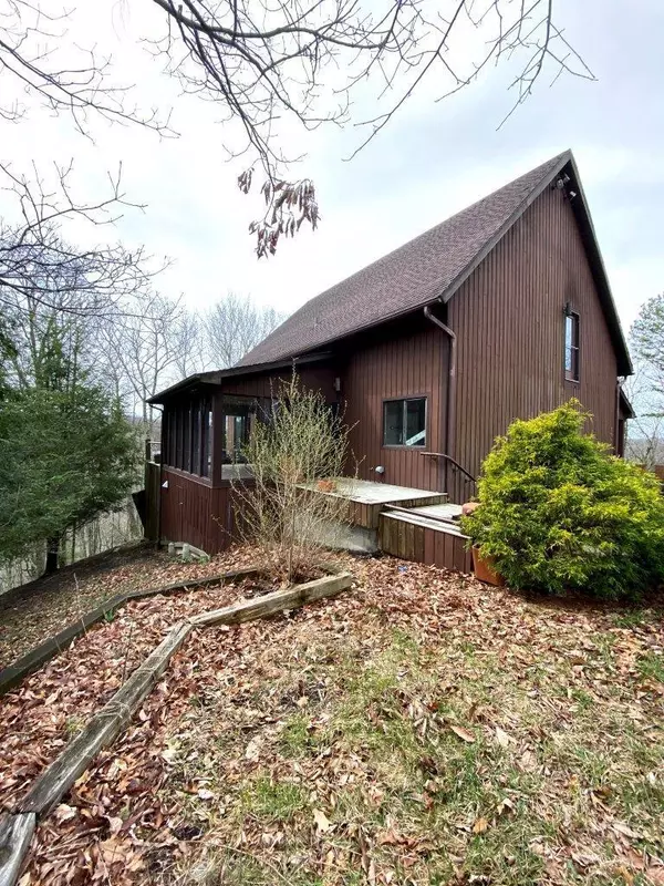 White Sulphur Springs, WV 24986,1500 One Pass RD