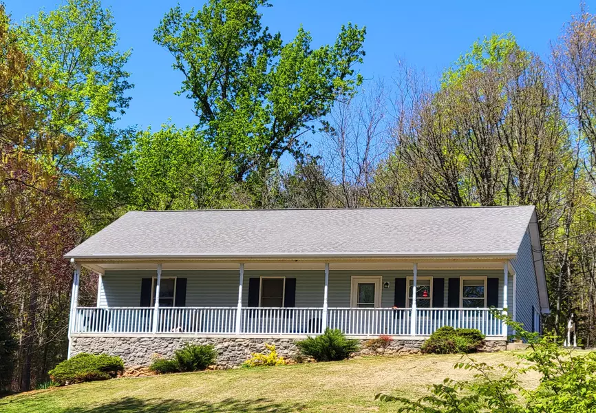 387 Rocky Top RD, Troutville, VA 24175