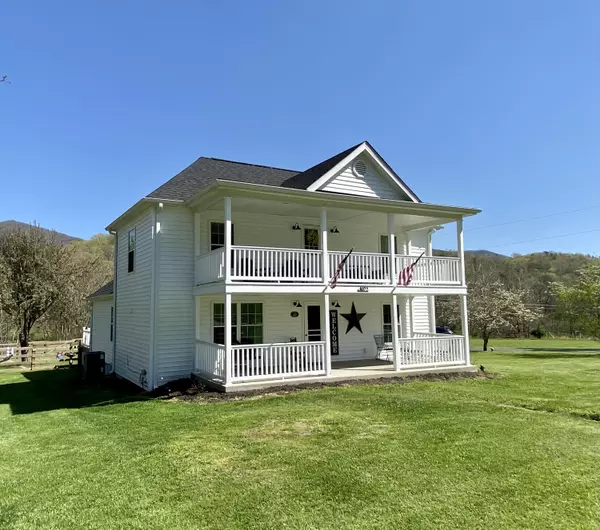 Salem, VA 24153,8072 Bradshaw RD