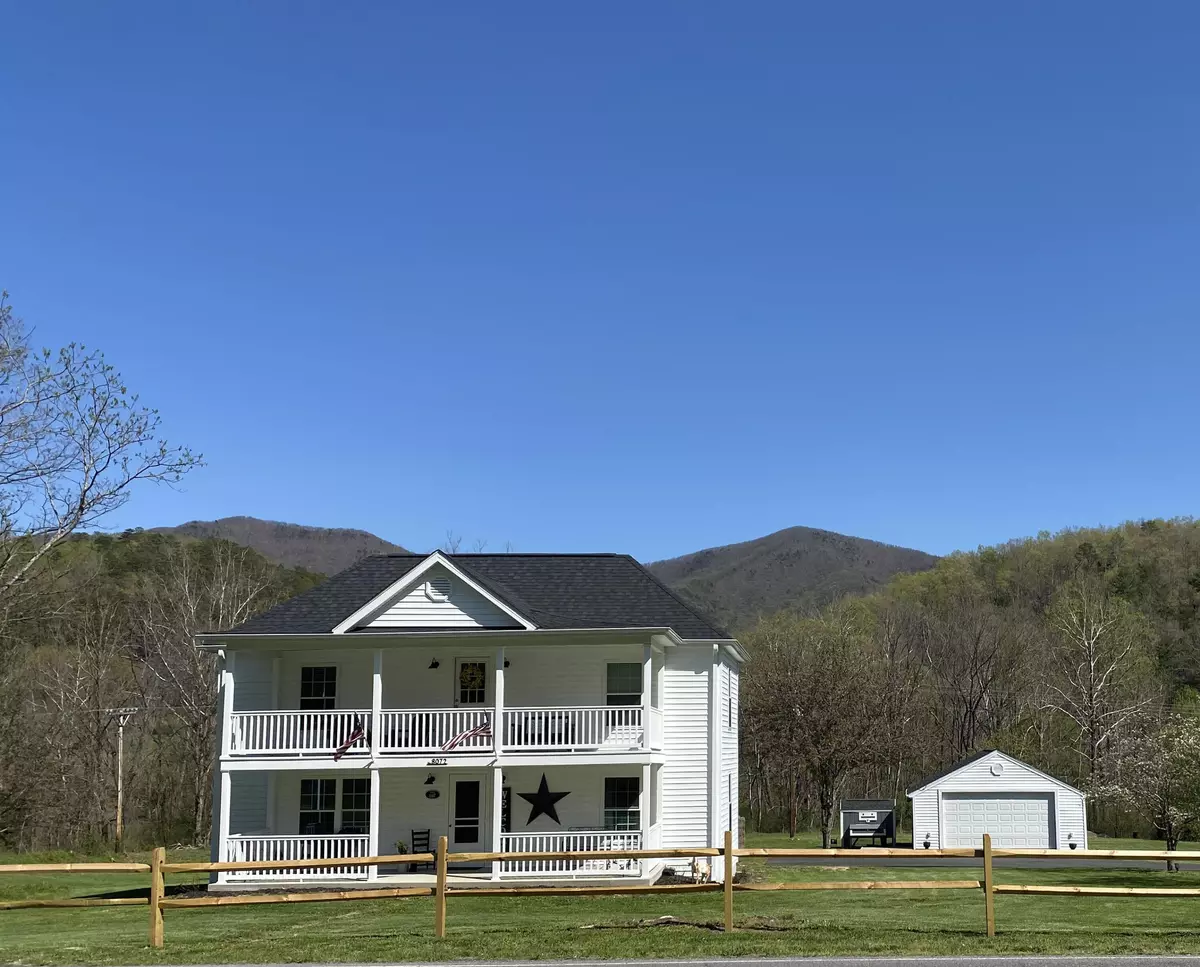 Salem, VA 24153,8072 Bradshaw RD