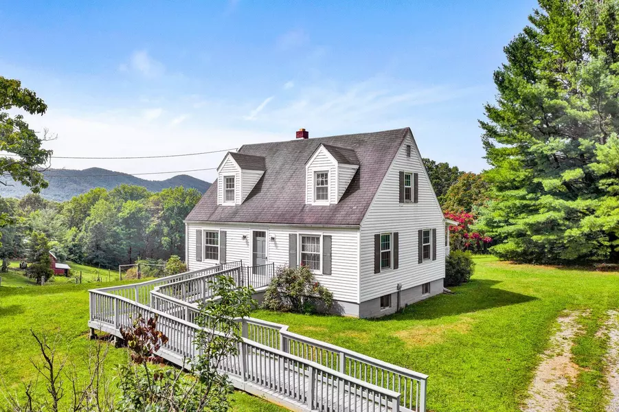 381 Morning Dove LN, Blue Ridge, VA 24064