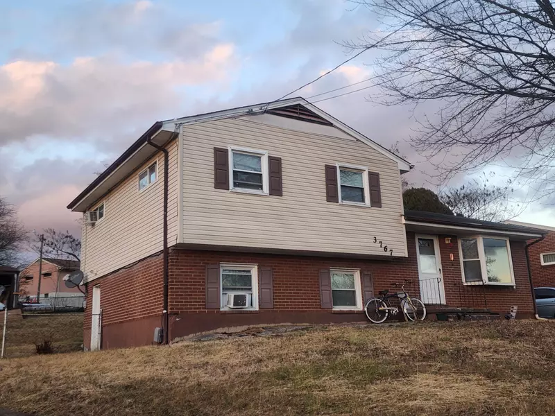 3767 Rolling Hill AVE, Roanoke, VA 24017