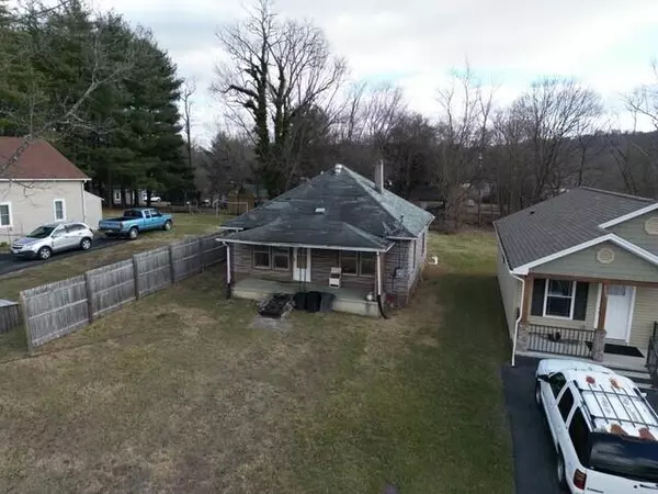 306 Williams AVE, Radford, VA 24141