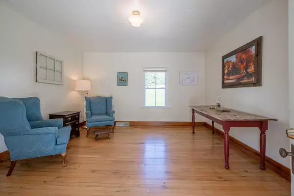 Check, VA 24072,2012 Stonewall RD