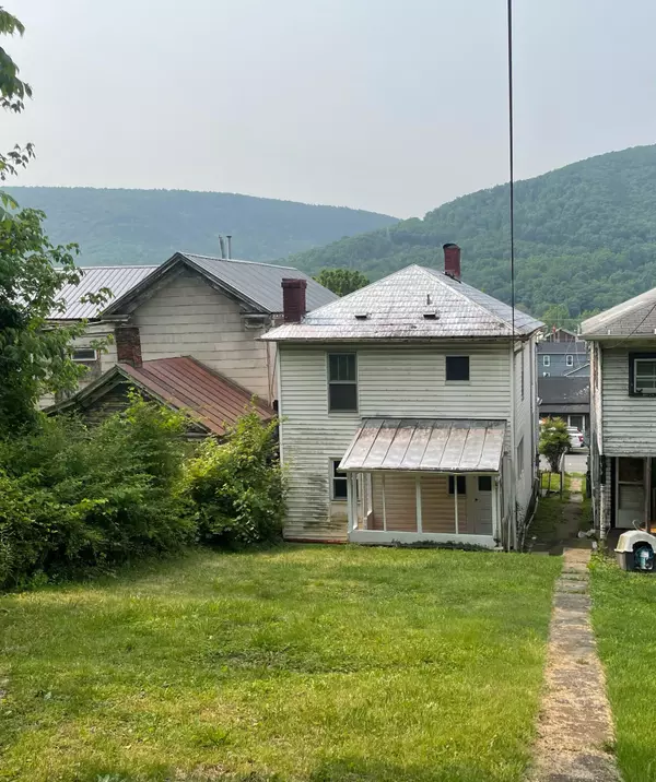 Clifton Forge, VA 24422,710 Pine ST