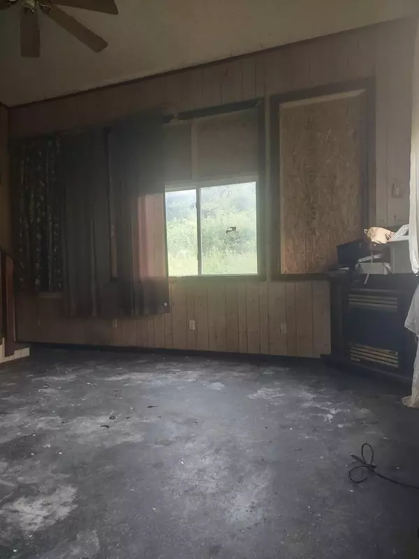 Copper Hill, VA 24079,801 Graysville RD