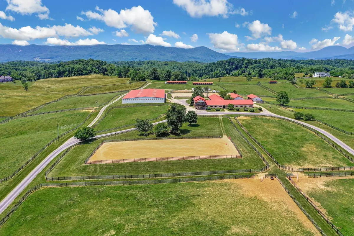 Natural Bridge, VA 24578,100 Equus Loop