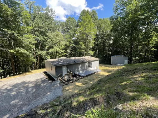 Blue Ridge, VA 24064,208 Summit Ridge DR