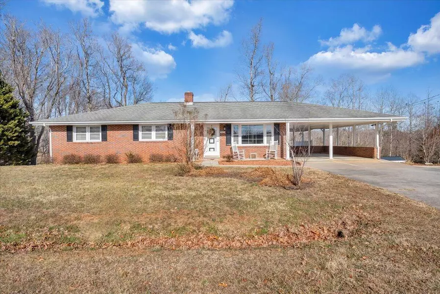 3400 Dillons Fork RD, Fieldale, VA 24089