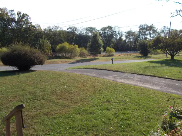 Salem, VA 24153,424 W Riverside DR