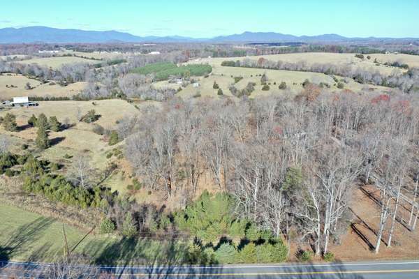 Lot 5 Virginia Bywyay, Bedford, VA 24523