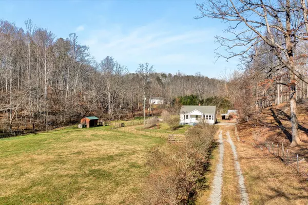 Boones Mill, VA 24065,1805 Boones Mill RD