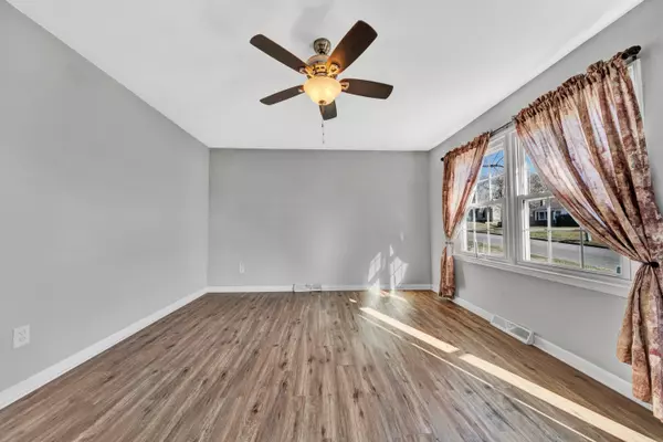 Roanoke, VA 24012,3502 Willowrun DR