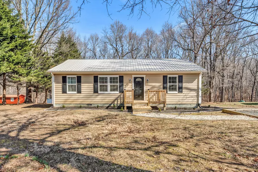 2005 Webster RD, Glade Hill, VA 24092