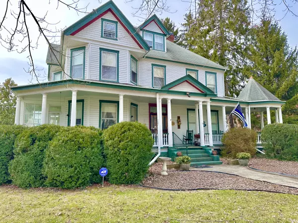Clifton Forge, VA 24422,727 McCormick BLVD
