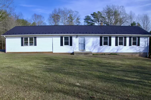 420 Emery RD, Chatham, VA 24531