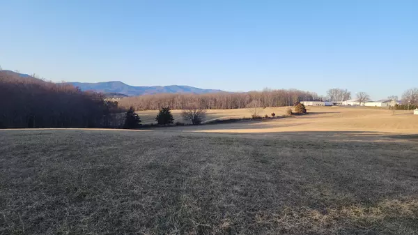 Bedford, VA 24523,0 Forest RD