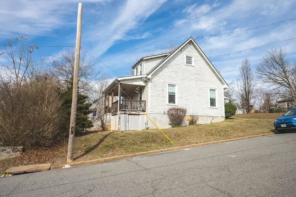 Martinsville, VA 24112,715 Carter ST