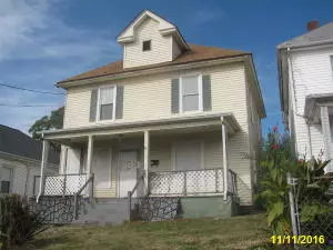 1206 Stewart AVE, Roanoke, VA 24013