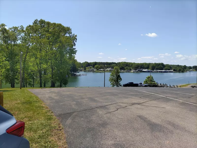 Lot 21 Jefferson Dock RD, Penhook, VA 24137