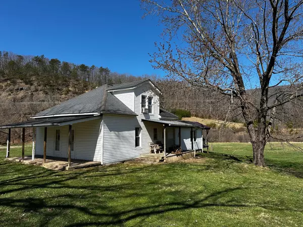 New Castle, VA 24127,2071 Dicks Creek RD